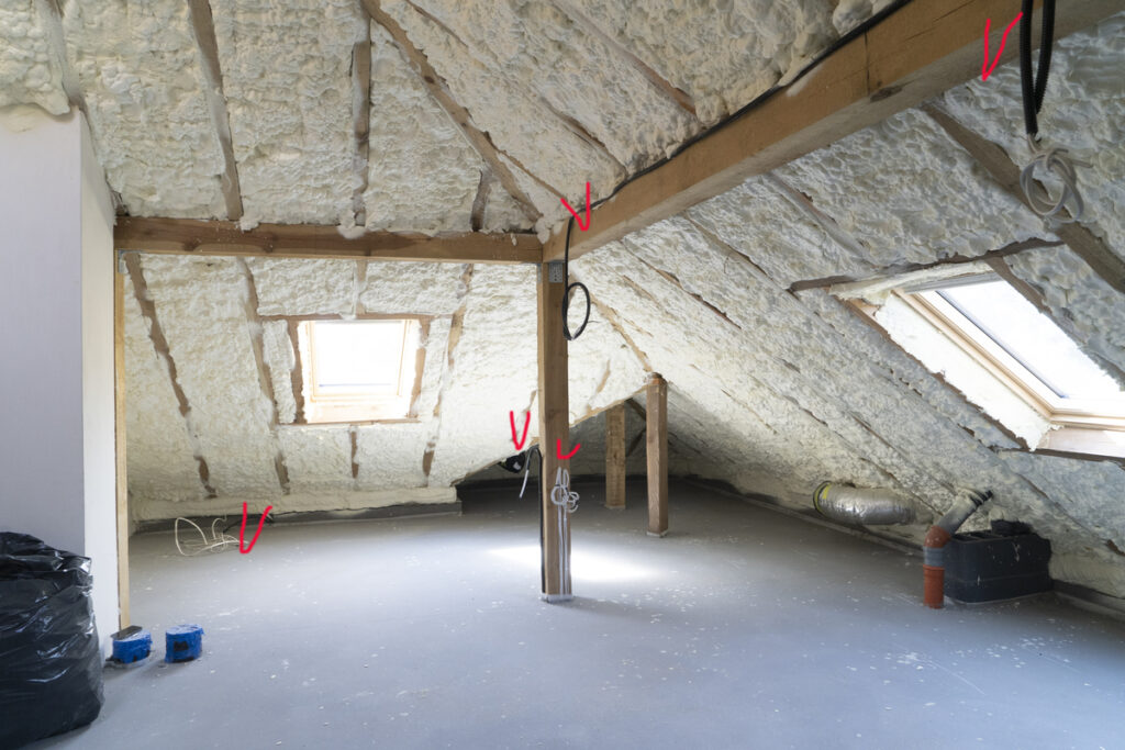 Travaux en cours de réalisation après devis isolation combles aménageables.